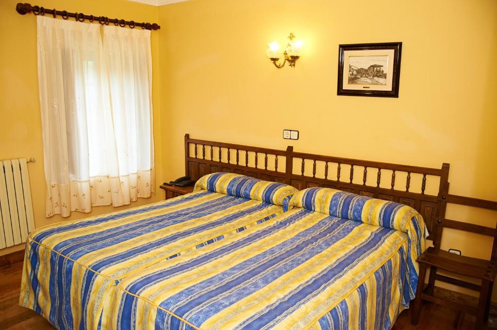 Hotel Los Angeles Santillana del Mar Bilik gambar